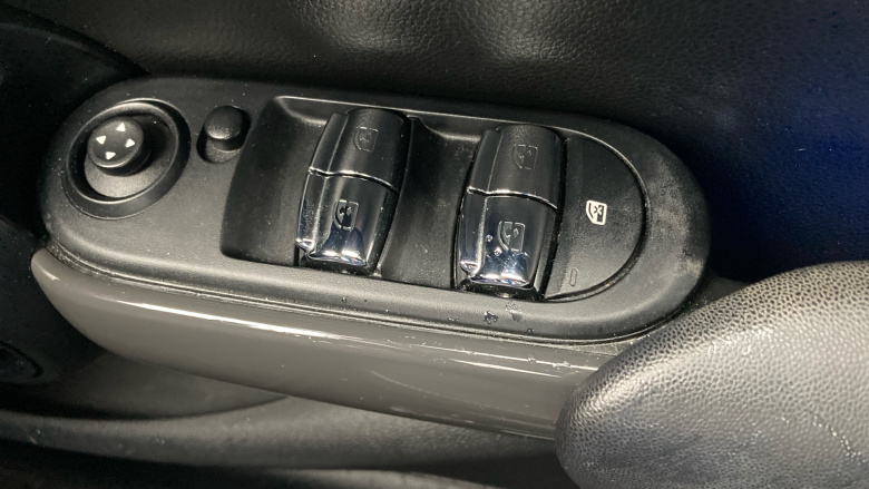 MINI Hatchback 1.5 One 5dr Petrol Hatchback